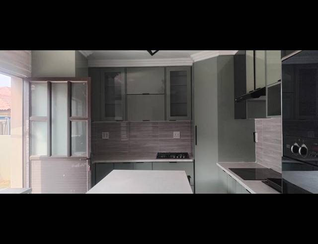 4 BEDROOM HOUSE FOR SALE IN WILDTUIN PARK